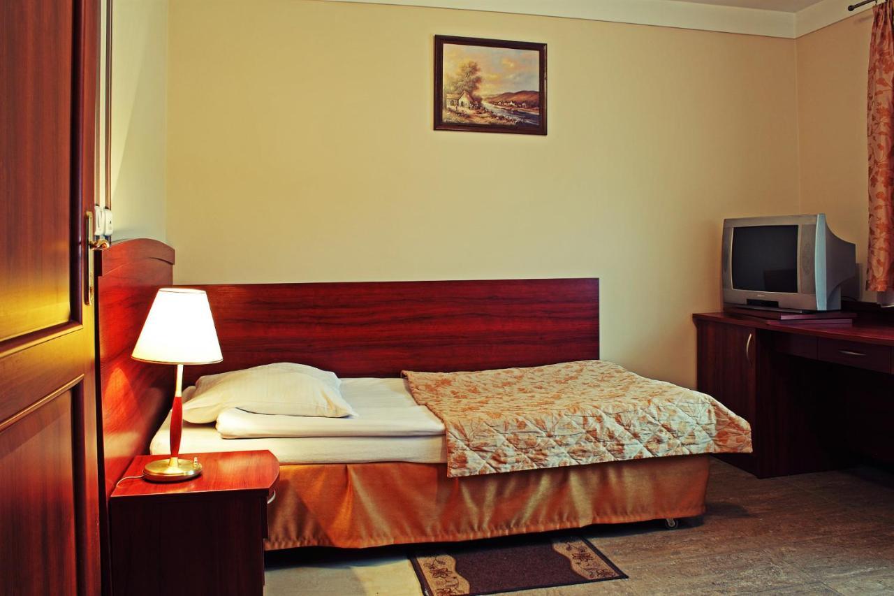 Motel Duet Granowo Екстериор снимка